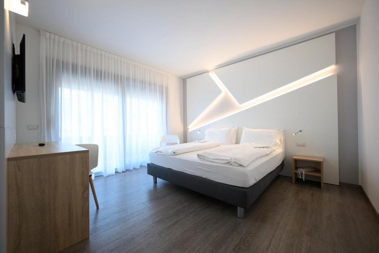 Hotel Riviera 3*