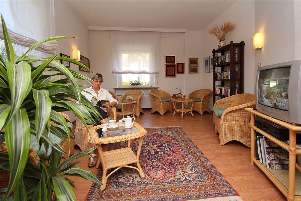 Riviera Hotel 3*