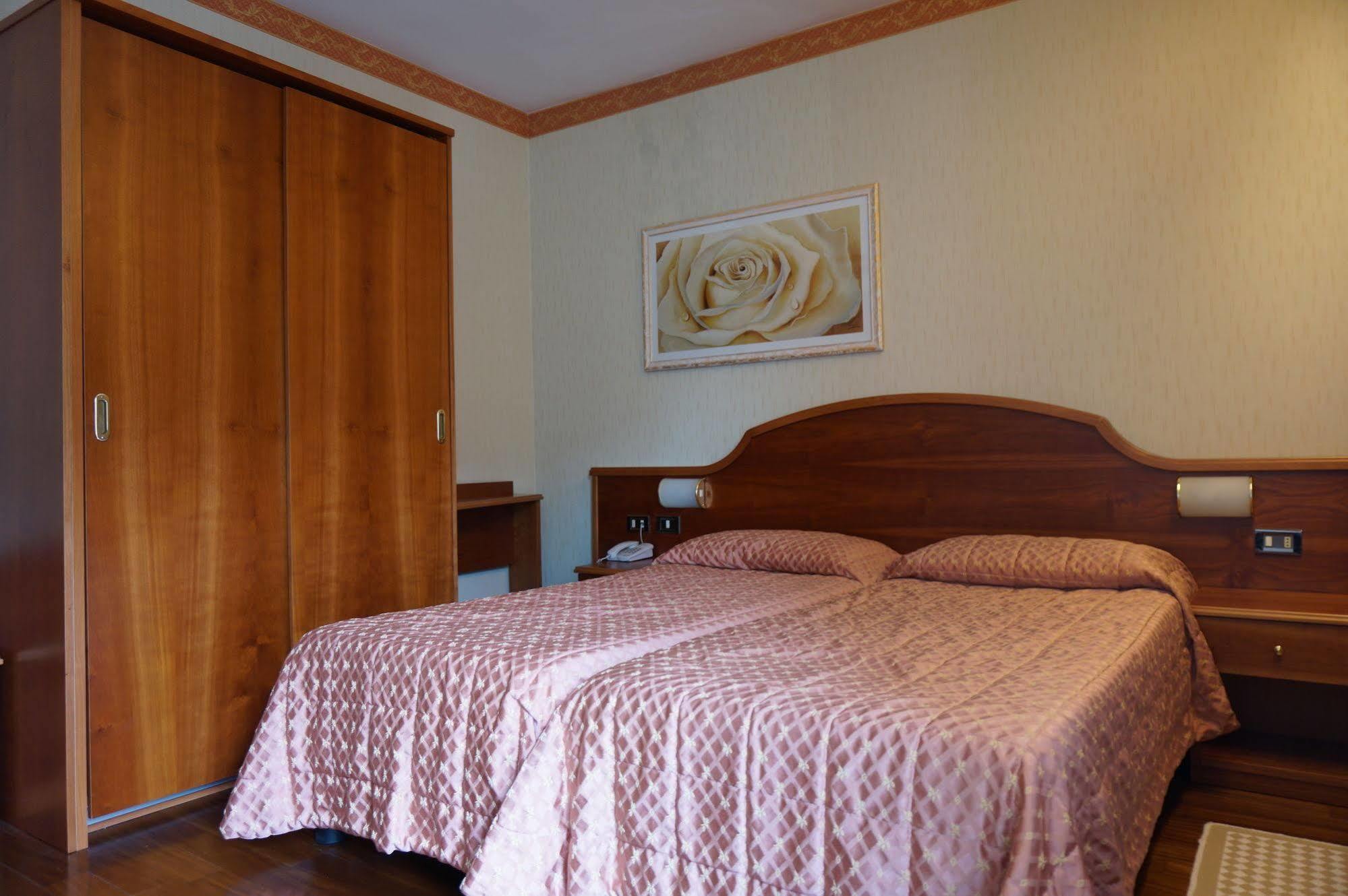 Hotel Riviera Riva del Garda