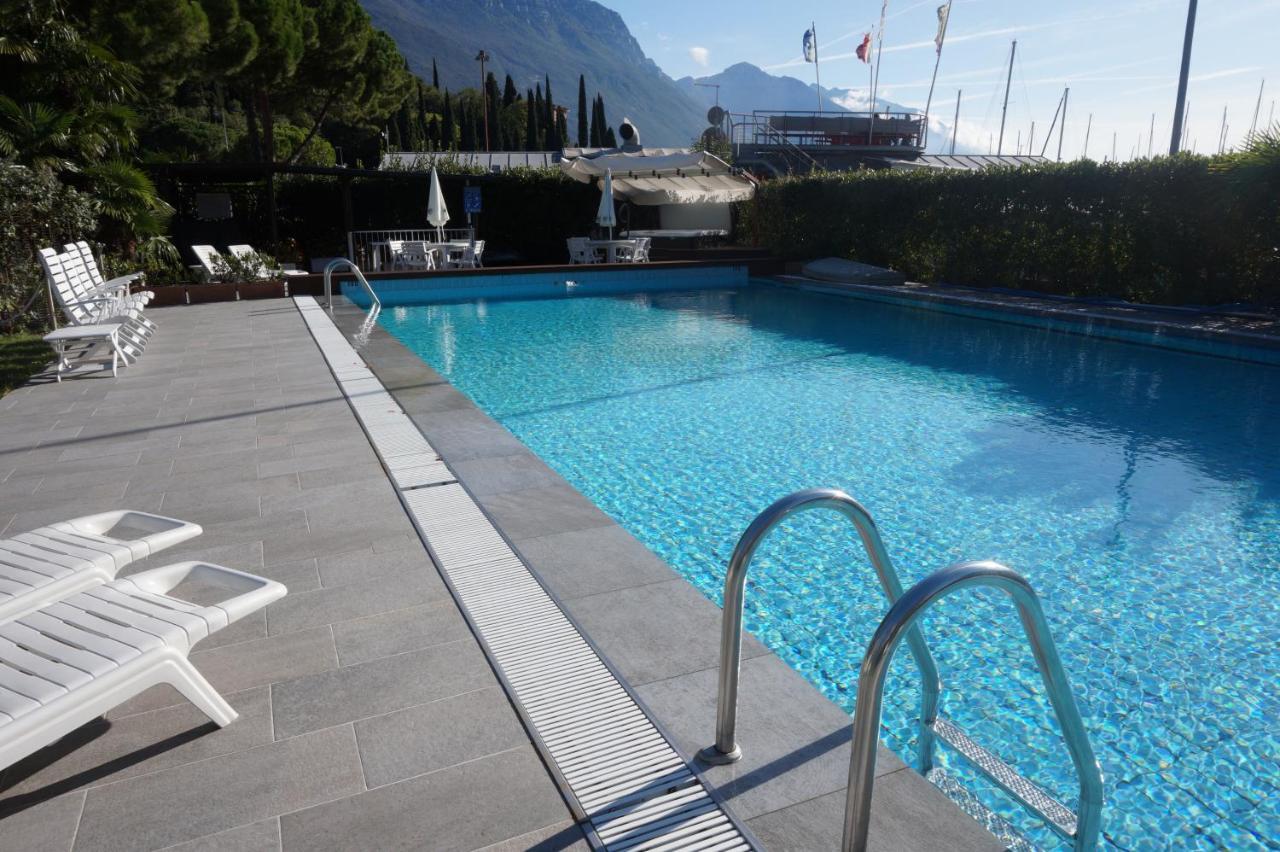 Riviera Hotel 3*